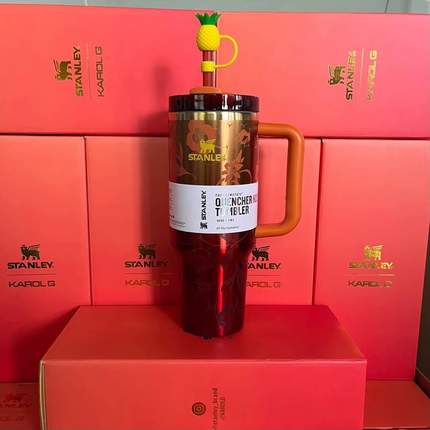 Stanley Quencher H2.0 Red Tumbler with Straw – 40 oz